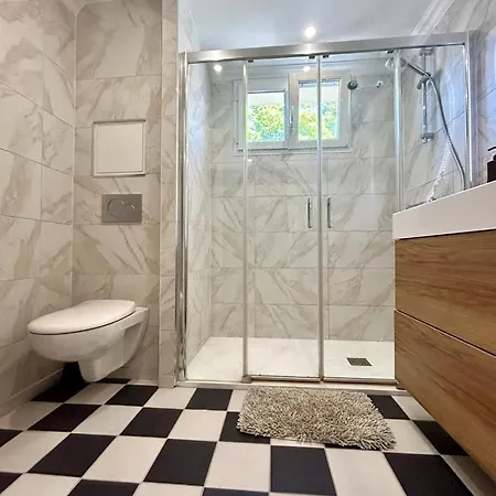 Holiday home Le Nid : Maison Charmante A 5 Min Du Centre Poitiers