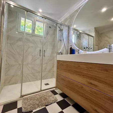 Le Nid : Maison Charmante A 5 Min Du Centre Holiday home